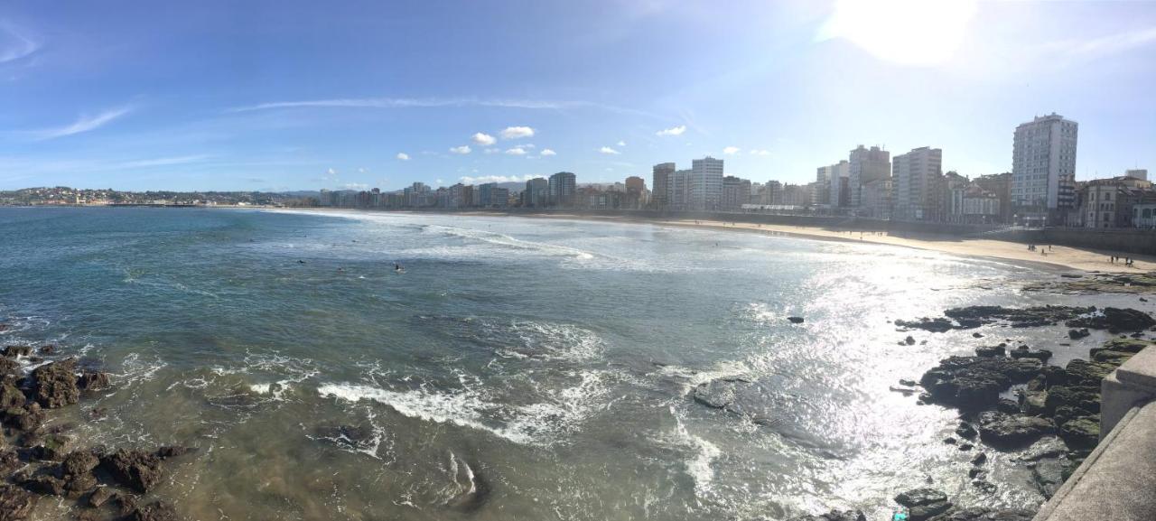 Alojamientos Muelle De Gijón Esterno foto